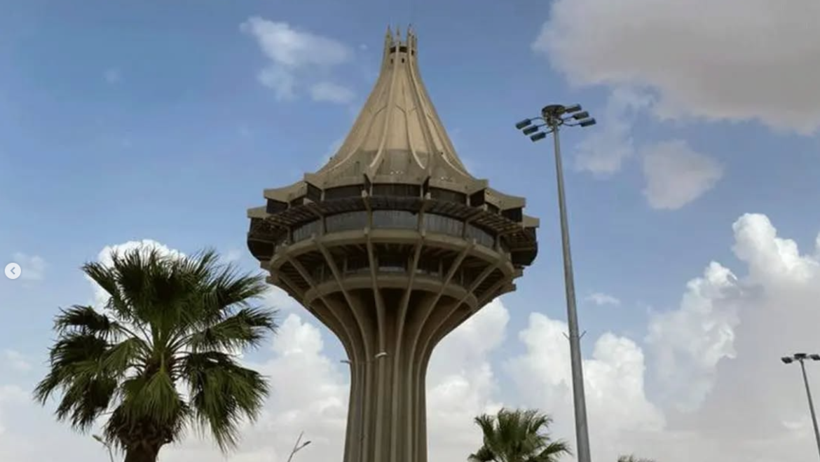 مشروع تكييف برج مدينة الخرج للمياه